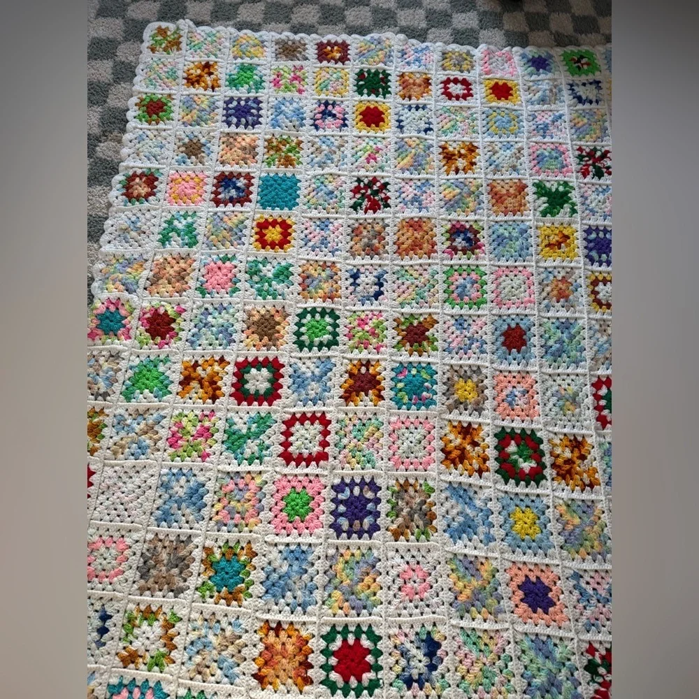 VTG Granny Square Blanket Afghan Crochet Hand Made Patchwork Multi Color Beige